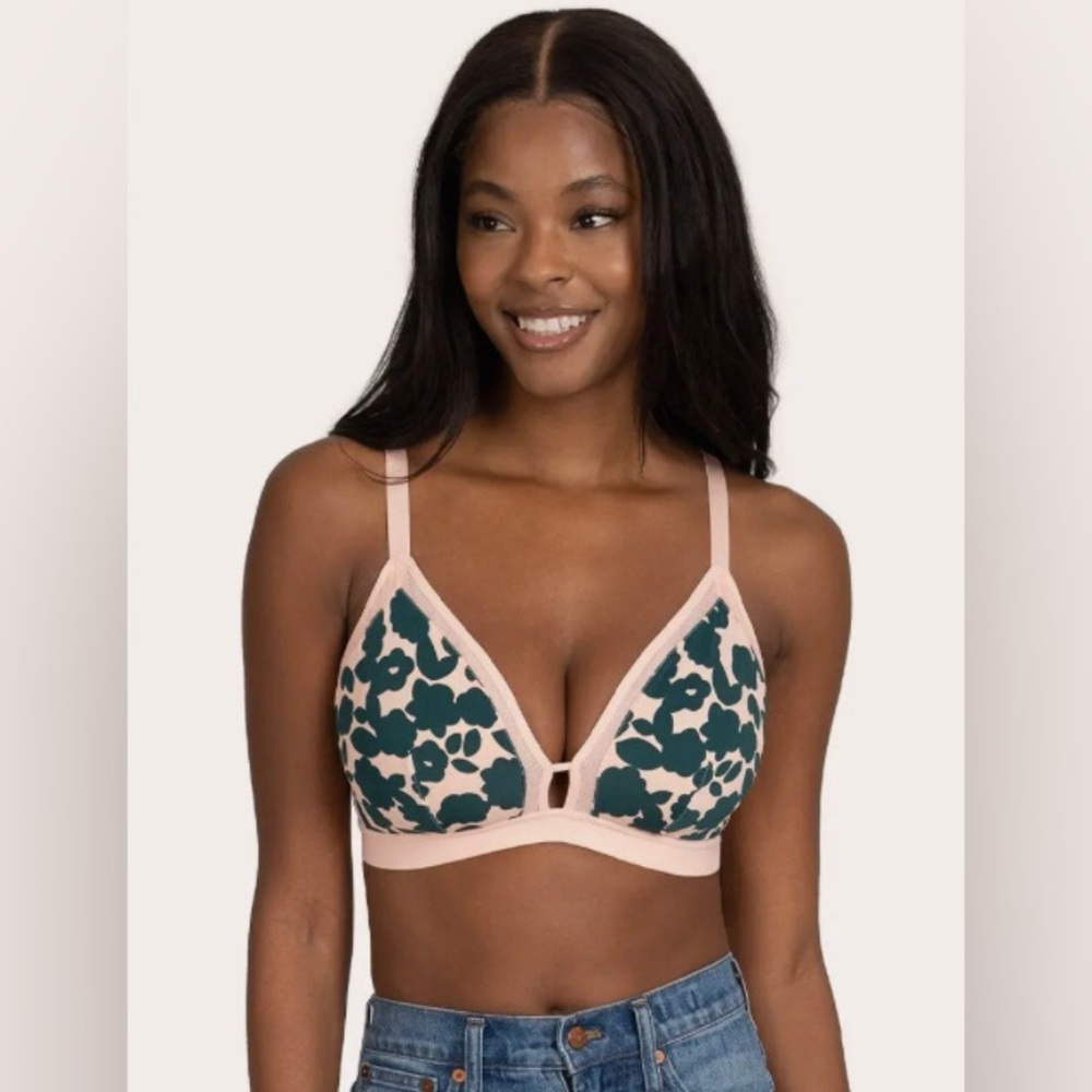 NEW‎ Lively Busty Bralette. SZ 1